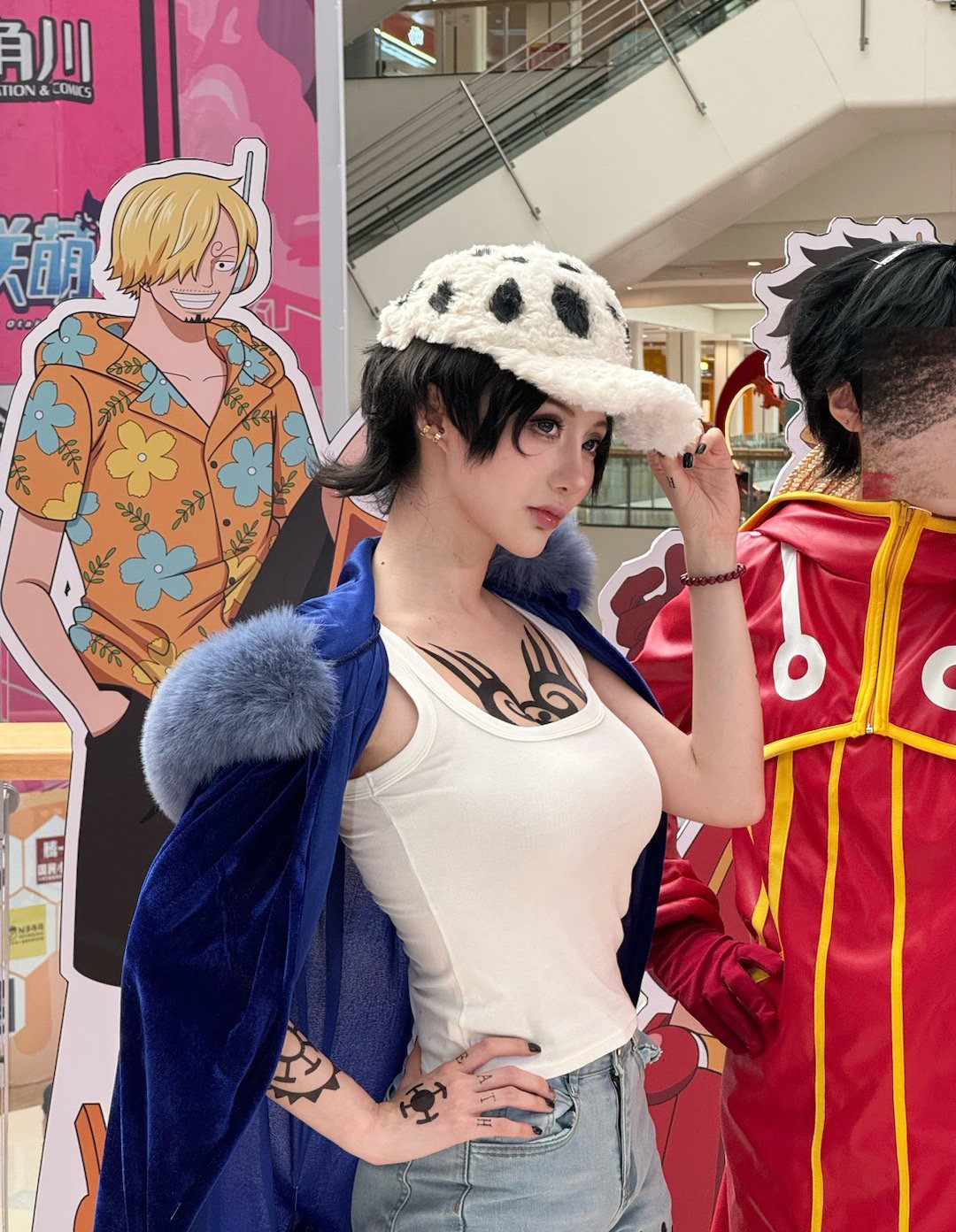 《航海王》女版罗cosplay-cos扮之狐狸-二次元游戏知识平台