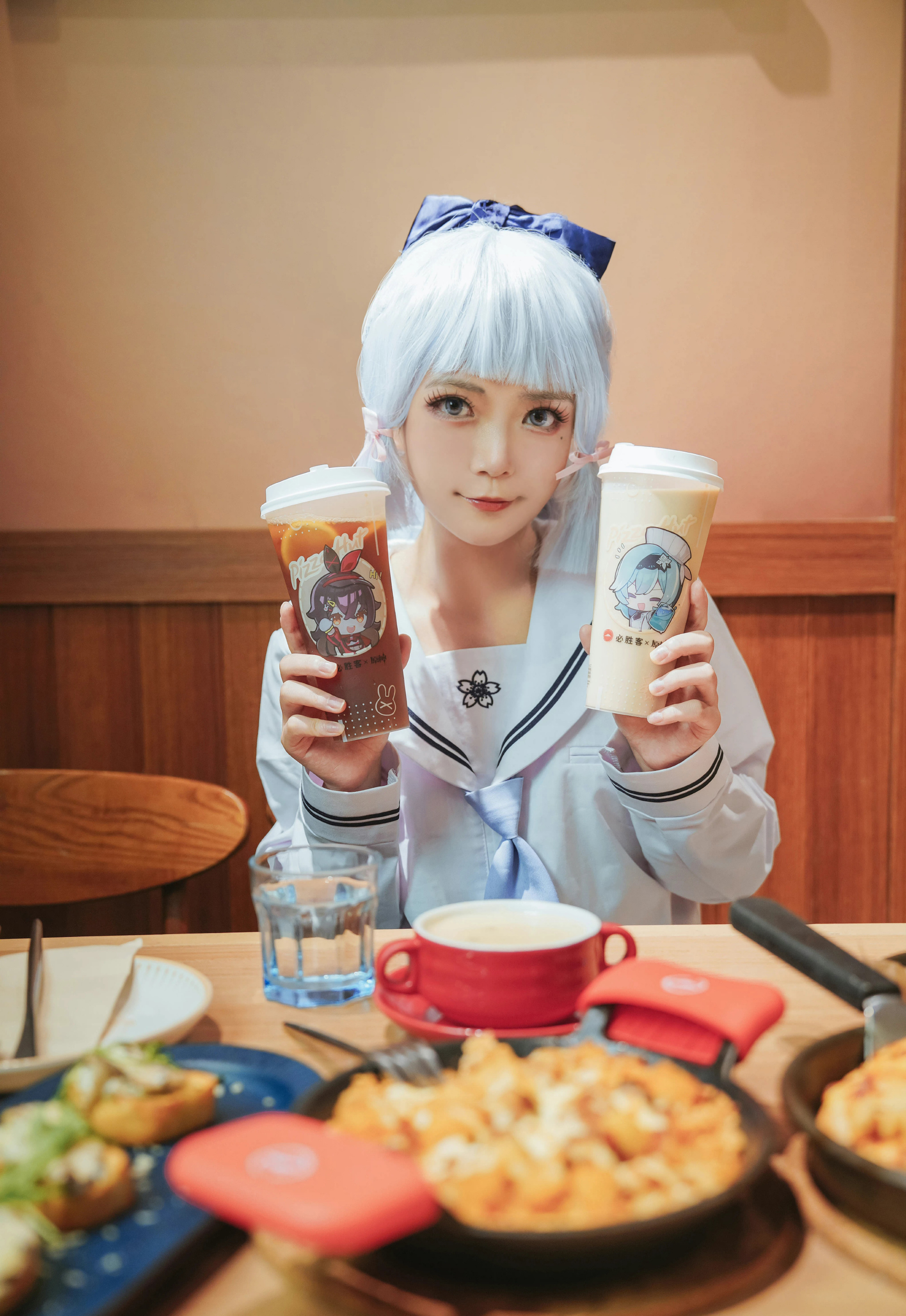 《原神》神里绫华喜茶联名jk制服cosplay-cos扮之狐狸-二次元游戏知识平台