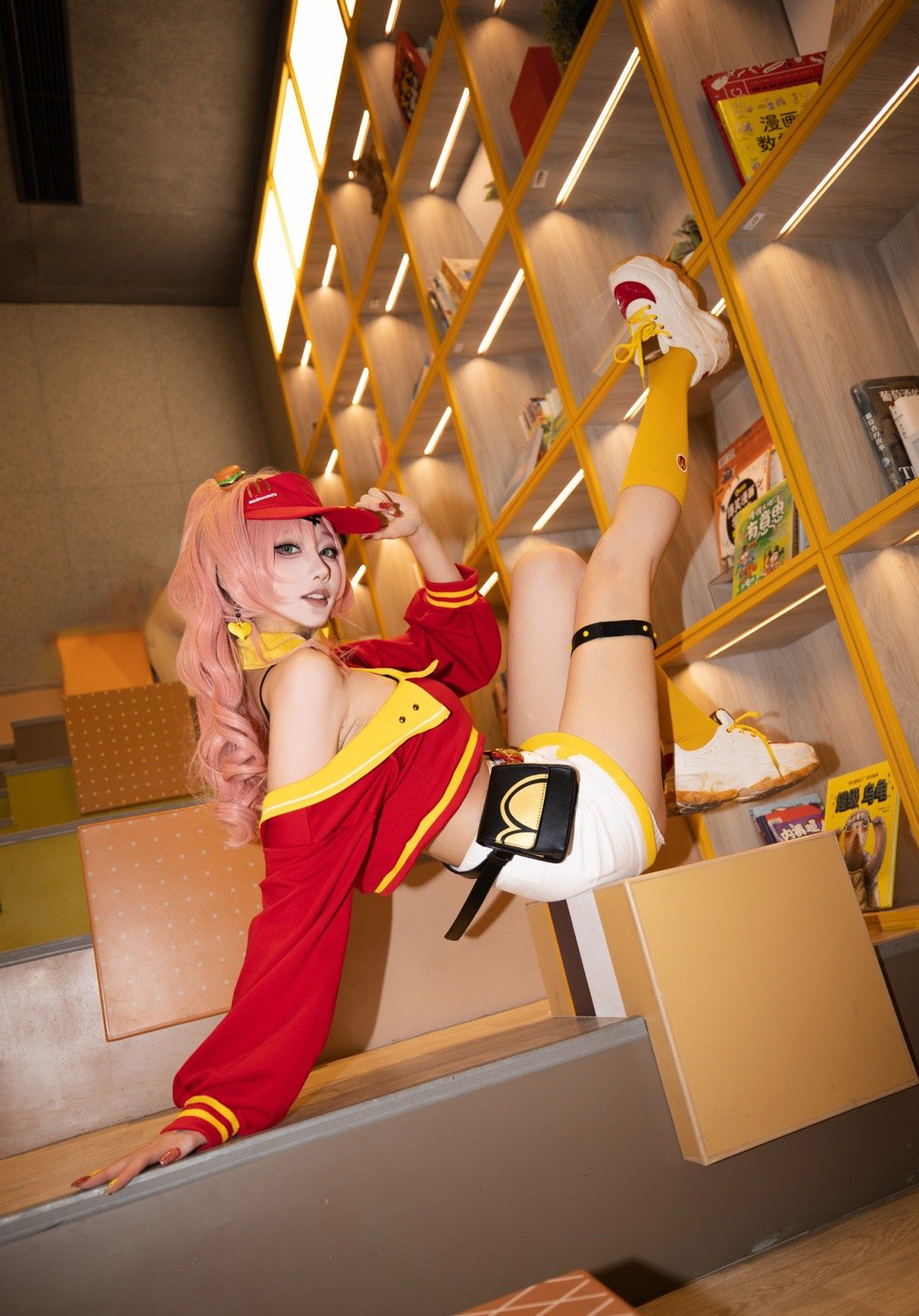 《绝区零》妮可cosplay-cos扮之狐狸