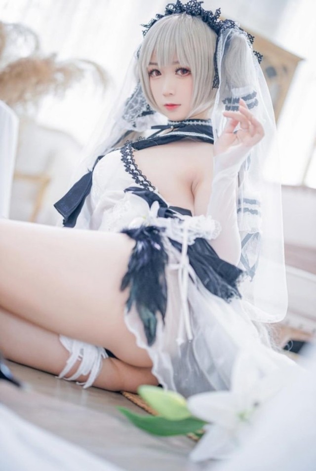 樱落酱w – NO.032 碧蓝航线 可畏 礼服[20P-208MB] – ciyuan-cos扮之狐狸
