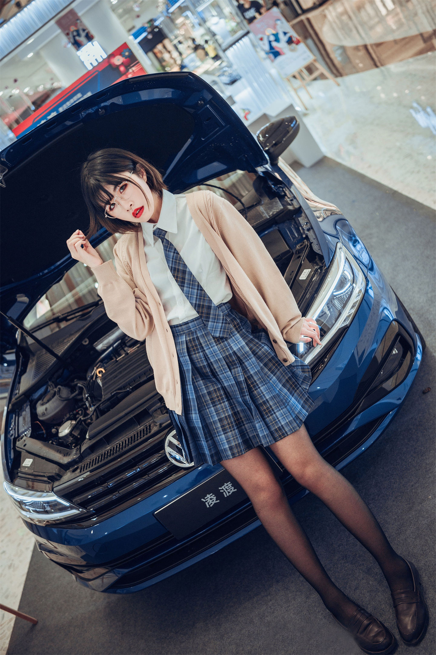 jk私影，酷女孩-cos扮之狐狸-二次元游戏知识平台